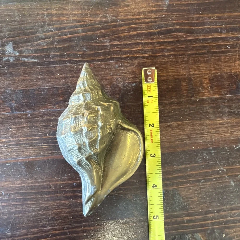 Paperweight Copper Seashell 6.9oz Sea Shell Art Piece Figure 63% Copper 34% Zinc